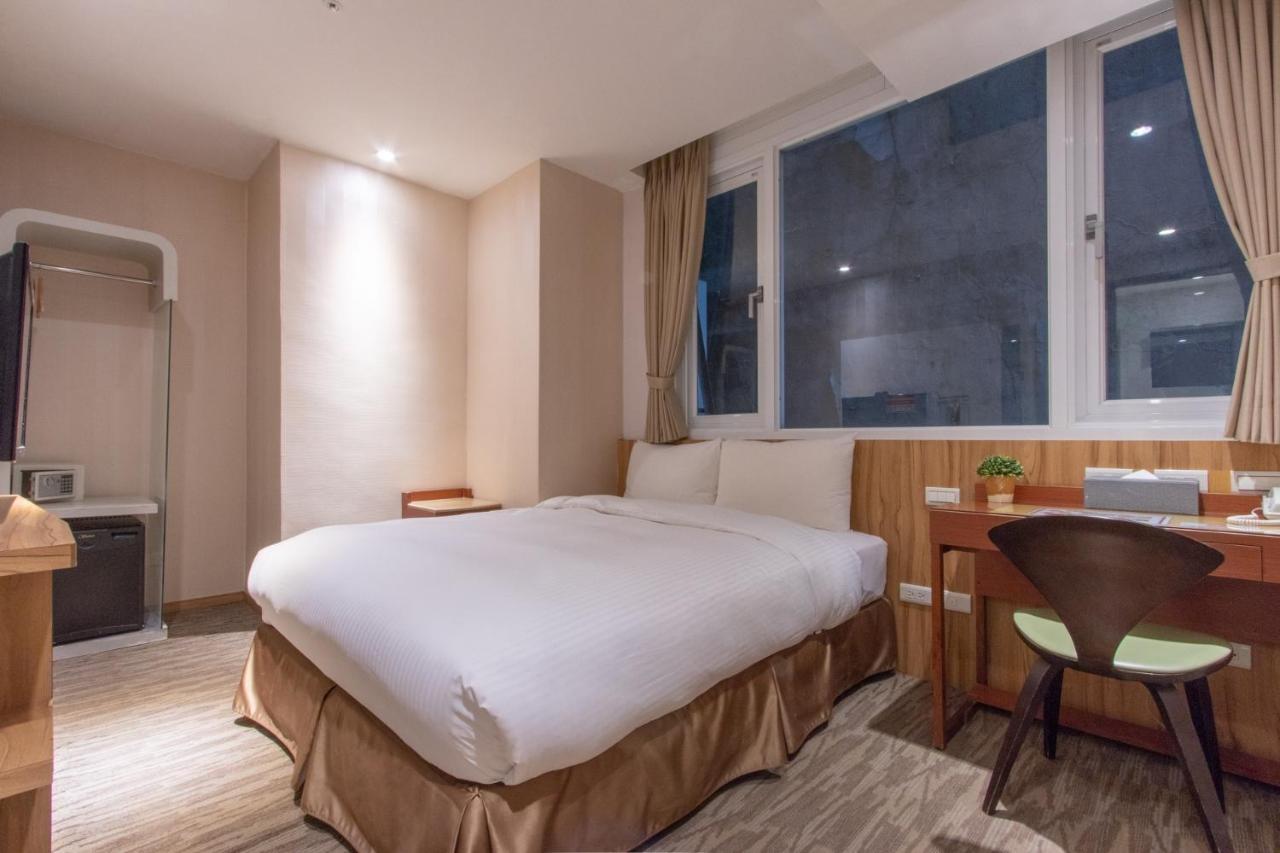 Muzik Hotel - Ximending Xining Branch Tchaj-pej Exteriér fotografie